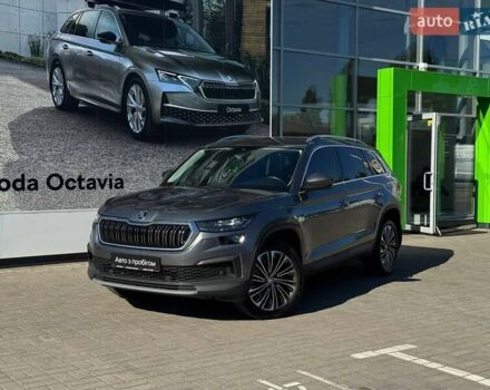 Сірий Шкода Kodiaq, об'ємом двигуна 1.97 л та пробігом 165 тис. км за 35200 $, фото 1 на Automoto.ua