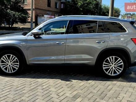 Шкода Kodiaq 2023 в Львове на Automoto.ua Серый Шкода Kodiaq, объемом двигателя 1.97 л и пробегом 31 тыс. км за 46000 $, фото 1 на Automoto.ua