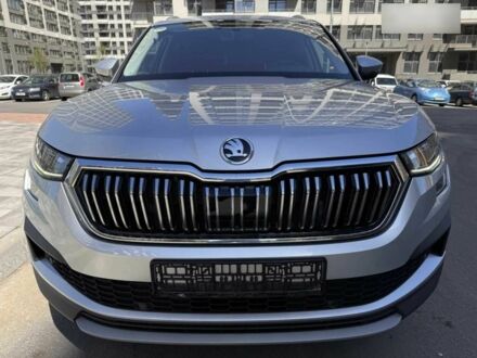 Серый Шкода Kodiaq, объемом двигателя 2 л и пробегом 56 тыс. км за 44333 $, фото 1 на Automoto.ua