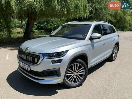 Шкода Kodiaq 2023 в Кривом Роге на Automoto.ua Серый Шкода Kodiaq, объемом двигателя 2 л и пробегом 19 тыс. км за 46500 $, фото 1 на Automoto.ua