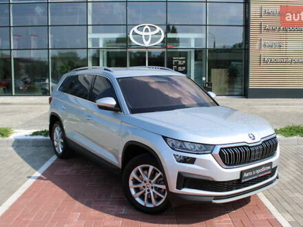 Шкода Kodiaq 2023 у Черкасах на Automoto.ua Сірий Шкода Kodiaq, об'ємом двигуна 1.97 л та пробігом 64 тис. км за 37900 $, фото 1 на Automoto.ua