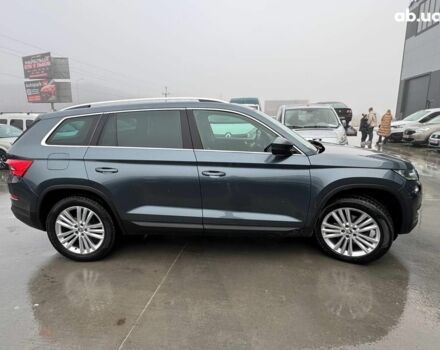 Синий Шкода Kodiaq, объемом двигателя 2 л и пробегом 335 тыс. км за 24990 $, фото 3 на Automoto.ua