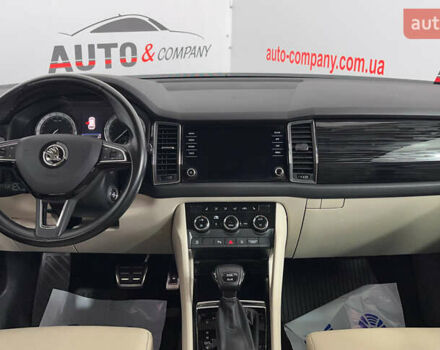 Синий Шкода Kodiaq, объемом двигателя 1.97 л и пробегом 173 тыс. км за 29950 $, фото 9 на Automoto.ua