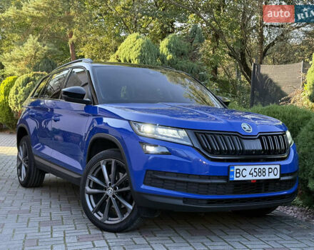 Синий Шкода Kodiaq, объемом двигателя 1.97 л и пробегом 236 тыс. км за 23950 $, фото 3 на Automoto.ua