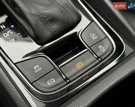 Синий Шкода Kodiaq, объемом двигателя 1.97 л и пробегом 105 тыс. км за 33999 $, фото 20 на Automoto.ua