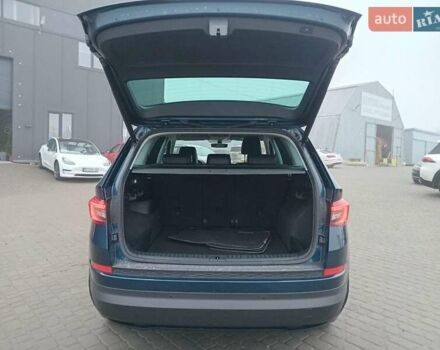 Синий Шкода Kodiaq, объемом двигателя 2 л и пробегом 207 тыс. км за 28690 $, фото 22 на Automoto.ua