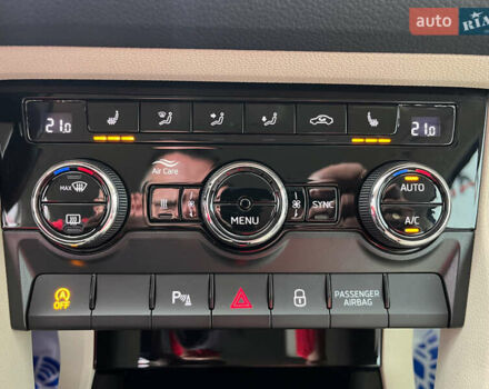 Синий Шкода Kodiaq, объемом двигателя 1.97 л и пробегом 173 тыс. км за 29950 $, фото 12 на Automoto.ua