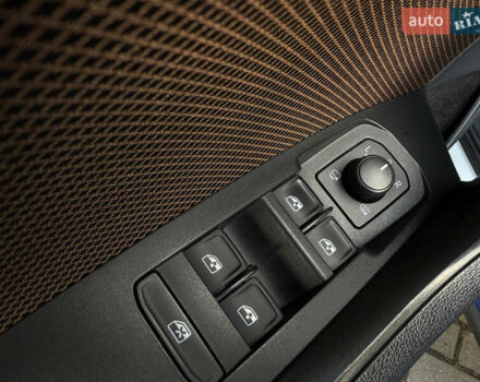 Синий Шкода Kodiaq, объемом двигателя 1.97 л и пробегом 236 тыс. км за 23950 $, фото 58 на Automoto.ua