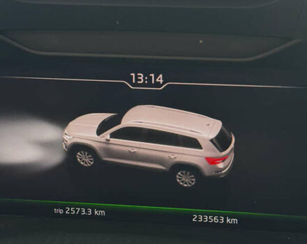Синій Шкода Kodiaq, об'ємом двигуна 1.97 л та пробігом 233 тис. км за 26900 $, фото 8 на Automoto.ua