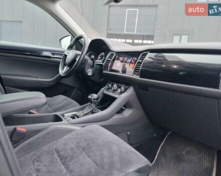 Синий Шкода Kodiaq, объемом двигателя 2 л и пробегом 207 тыс. км за 28690 $, фото 28 на Automoto.ua