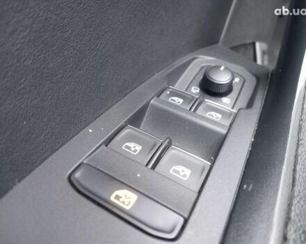 Синій Шкода Kodiaq, об'ємом двигуна 2 л та пробігом 207 тис. км за 28690 $, фото 10 на Automoto.ua