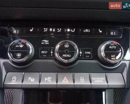 Синий Шкода Kodiaq, объемом двигателя 2 л и пробегом 207 тыс. км за 28690 $, фото 15 на Automoto.ua