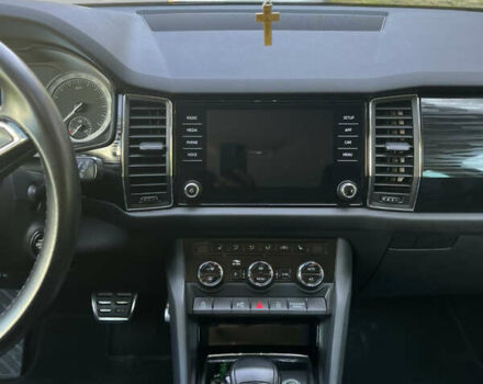 Синий Шкода Kodiaq, объемом двигателя 1.97 л и пробегом 159 тыс. км за 30500 $, фото 22 на Automoto.ua