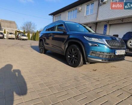 Синий Шкода Kodiaq, объемом двигателя 1.98 л и пробегом 105 тыс. км за 27500 $, фото 3 на Automoto.ua