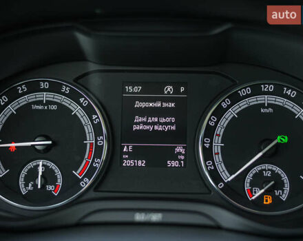 Синій Шкода Kodiaq, об'ємом двигуна 2 л та пробігом 204 тис. км за 28900 $, фото 28 на Automoto.ua