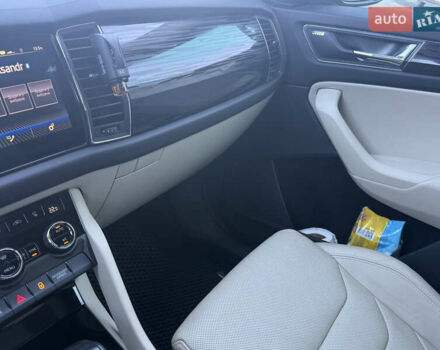 Синій Шкода Kodiaq, об'ємом двигуна 2 л та пробігом 49 тис. км за 33490 $, фото 42 на Automoto.ua