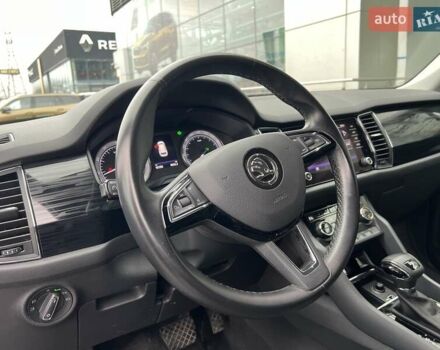 Синій Шкода Kodiaq, об'ємом двигуна 1.98 л та пробігом 92 тис. км за 25485 $, фото 12 на Automoto.ua