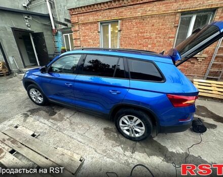 Синий Шкода Kodiaq, объемом двигателя 2 л и пробегом 232 тыс. км за 18000 $, фото 4 на Automoto.ua