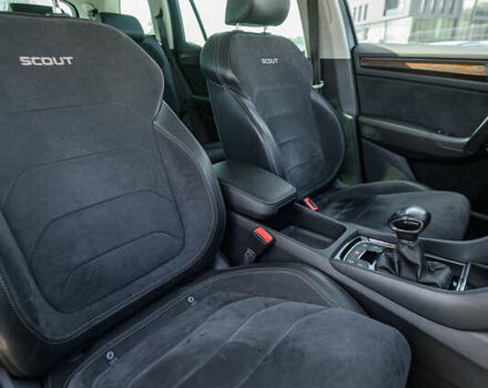 Синій Шкода Kodiaq, об'ємом двигуна 2 л та пробігом 204 тис. км за 28900 $, фото 48 на Automoto.ua