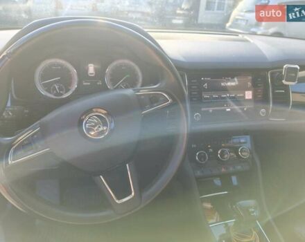 Синий Шкода Kodiaq, объемом двигателя 1.98 л и пробегом 105 тыс. км за 27500 $, фото 16 на Automoto.ua