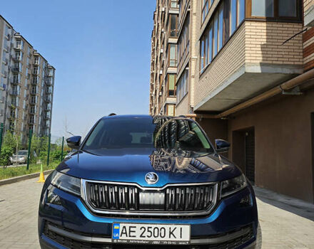 Синий Шкода Kodiaq, объемом двигателя 1.97 л и пробегом 115 тыс. км за 32500 $, фото 4 на Automoto.ua