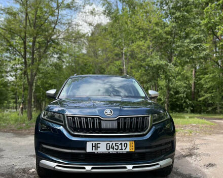 Шкода Kodiaq 2019 в Киеве на Automoto.ua Синий Шкода Kodiaq, объемом двигателя 1.97 л и пробегом 240 тыс. км за 28000 $, фото 1 на Automoto.ua