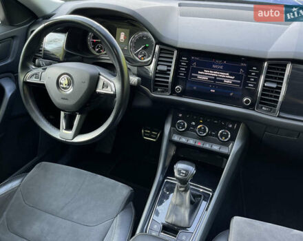 Синий Шкода Kodiaq, объемом двигателя 1.97 л и пробегом 185 тыс. км за 29000 $, фото 22 на Automoto.ua