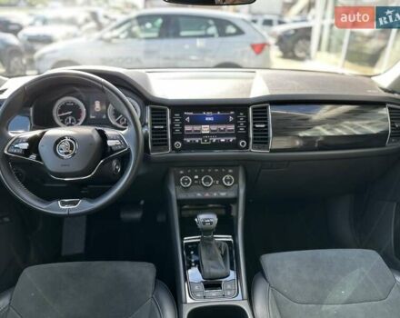 Синий Шкода Kodiaq, объемом двигателя 1.98 л и пробегом 85 тыс. км за 30000 $, фото 10 на Automoto.ua