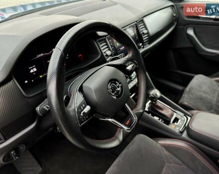 Синий Шкода Kodiaq, объемом двигателя 1.97 л и пробегом 150 тыс. км за 36200 $, фото 19 на Automoto.ua
