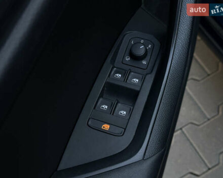 Синій Шкода Kodiaq, об'ємом двигуна 1.97 л та пробігом 197 тис. км за 25900 $, фото 40 на Automoto.ua