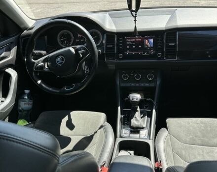 Синій Шкода Kodiaq, об'ємом двигуна 2 л та пробігом 195 тис. км за 24000 $, фото 5 на Automoto.ua