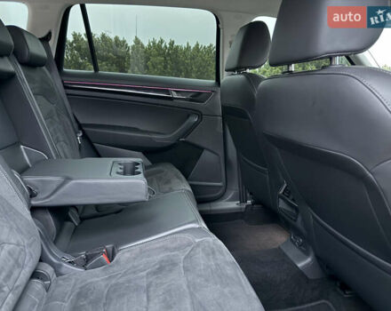 Синий Шкода Kodiaq, объемом двигателя 1.97 л и пробегом 263 тыс. км за 25300 $, фото 27 на Automoto.ua