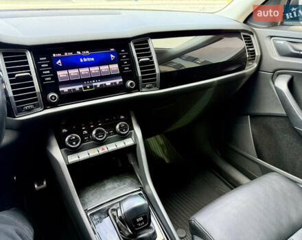 Синий Шкода Kodiaq, объемом двигателя 1.97 л и пробегом 187 тыс. км за 33200 $, фото 25 на Automoto.ua