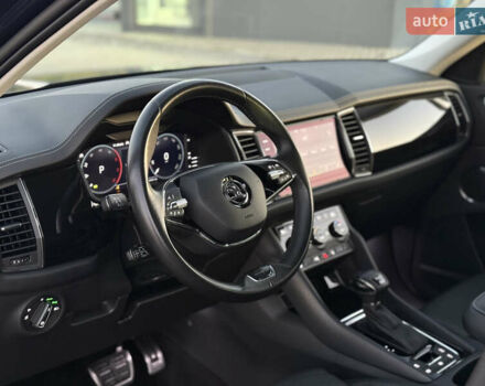 Синий Шкода Kodiaq, объемом двигателя 1.97 л и пробегом 199 тыс. км за 31900 $, фото 15 на Automoto.ua
