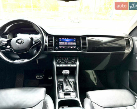 Синий Шкода Kodiaq, объемом двигателя 1.97 л и пробегом 187 тыс. км за 33200 $, фото 29 на Automoto.ua