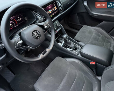 Синий Шкода Kodiaq, объемом двигателя 1.97 л и пробегом 263 тыс. км за 25300 $, фото 20 на Automoto.ua