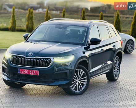Синий Шкода Kodiaq, объемом двигателя 1.97 л и пробегом 199 тыс. км за 31900 $, фото 3 на Automoto.ua