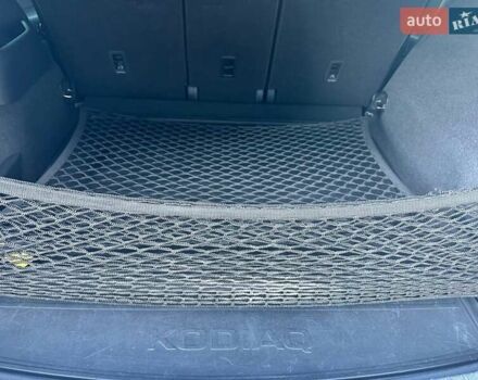 Синий Шкода Kodiaq, объемом двигателя 1.97 л и пробегом 47 тыс. км за 39000 $, фото 37 на Automoto.ua