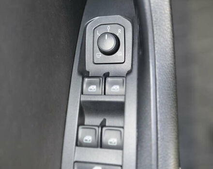 Синий Шкода Kodiaq, объемом двигателя 1.97 л и пробегом 199 тыс. км за 32900 $, фото 55 на Automoto.ua