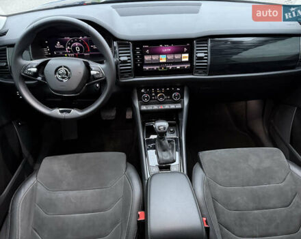 Синий Шкода Kodiaq, объемом двигателя 1.97 л и пробегом 263 тыс. км за 25300 $, фото 13 на Automoto.ua