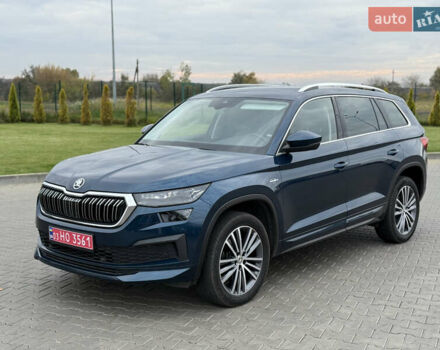 Синий Шкода Kodiaq, объемом двигателя 1.97 л и пробегом 199 тыс. км за 32900 $, фото 2 на Automoto.ua