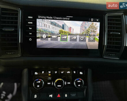 Синий Шкода Kodiaq, объемом двигателя 1.97 л и пробегом 199 тыс. км за 31900 $, фото 21 на Automoto.ua