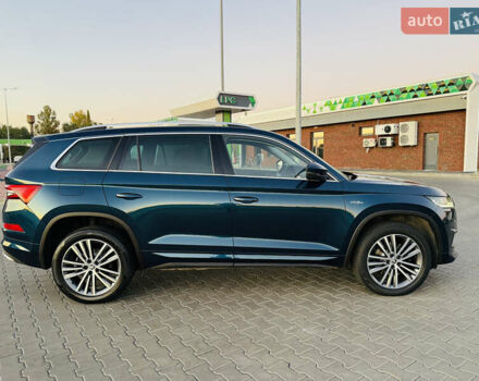 Синий Шкода Kodiaq, объемом двигателя 1.97 л и пробегом 199 тыс. км за 31900 $, фото 7 на Automoto.ua