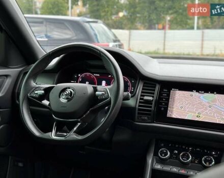 Синий Шкода Kodiaq, объемом двигателя 1.97 л и пробегом 47 тыс. км за 39500 $, фото 35 на Automoto.ua