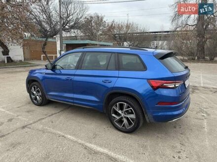 Шкода Kodiaq 2022 в Киеве на Automoto.ua Синий Шкода Kodiaq, объемом двигателя 1.97 л и пробегом 45 тыс. км за 44000 $, фото 1 на Automoto.ua