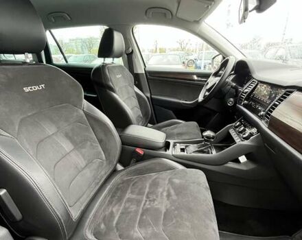 Зеленый Шкода Kodiaq, объемом двигателя 1.97 л и пробегом 71 тыс. км за 30559 $, фото 12 на Automoto.ua