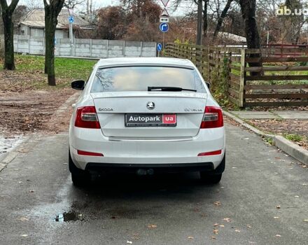 Білий Шкода Octavia A7, об'ємом двигуна 1.8 л та пробігом 217 тис. км за 9490 $, фото 4 на Automoto.ua