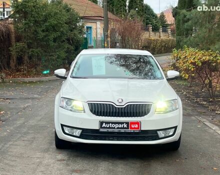 Білий Шкода Octavia A7, об'ємом двигуна 1.8 л та пробігом 217 тис. км за 9490 $, фото 2 на Automoto.ua