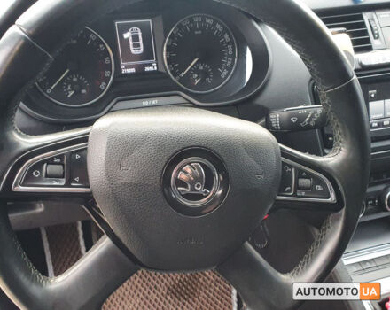 Белый Шкода Octavia A7, объемом двигателя 1.6 л и пробегом 216 тыс. км за 11700 $, фото 11 на Automoto.ua
