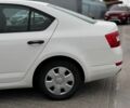 Белый Шкода Octavia A7, объемом двигателя 1.2 л и пробегом 270 тыс. км за 8990 $, фото 11 на Automoto.ua